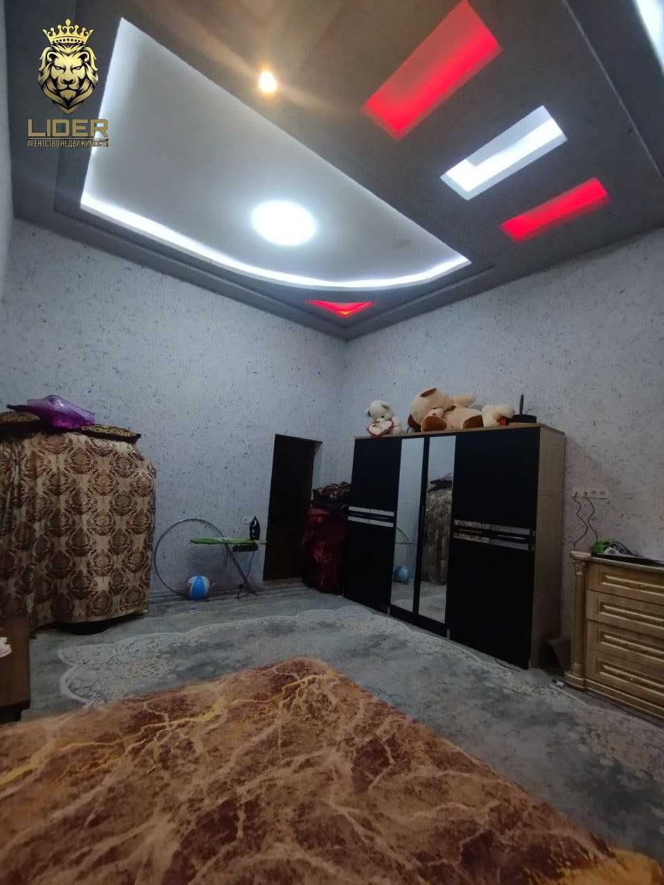 Продается участок 4 сотки ор-р Карвон бозор шейхон цена 62.000$