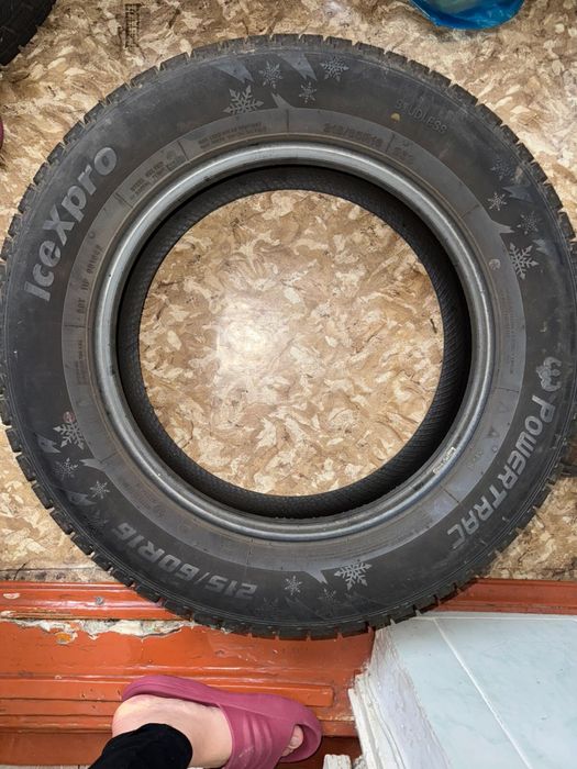 Зимнии колеса шины 215R16