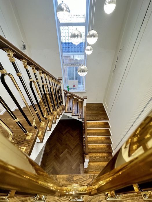 Лестница на заказ любой сложности