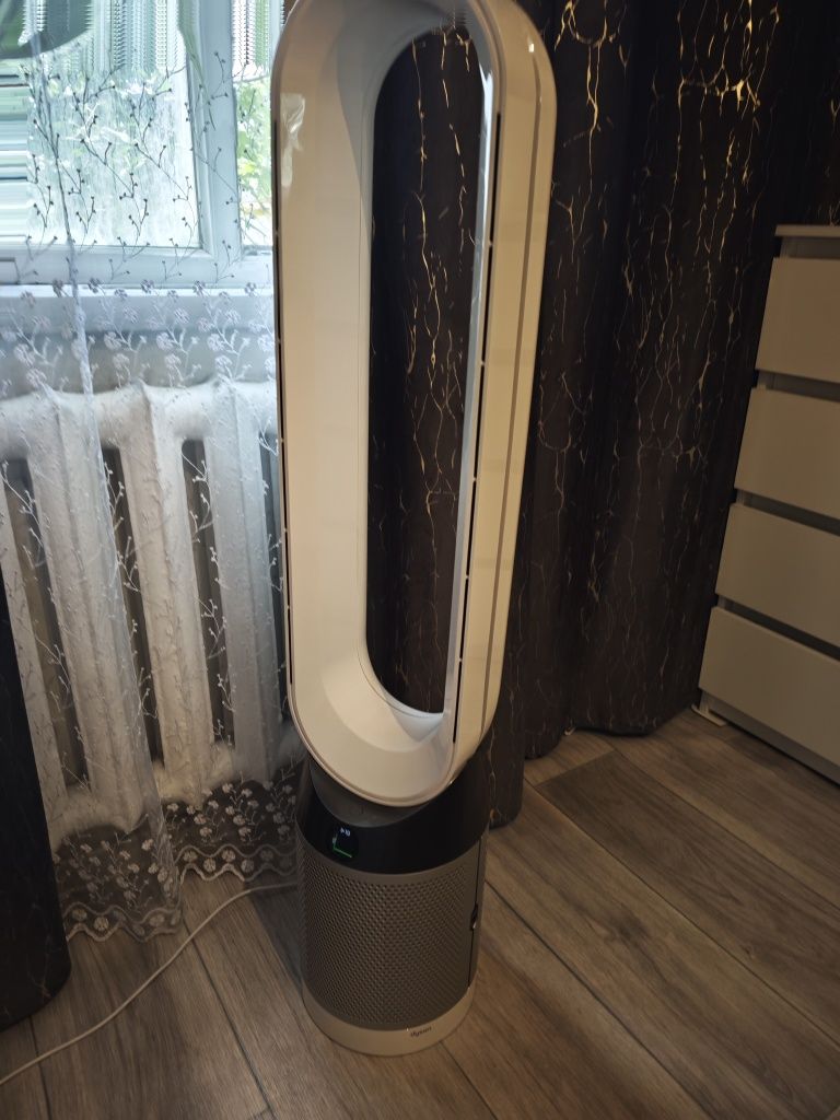 Продам очиститель воздуха Dyson Pure Cool TP05