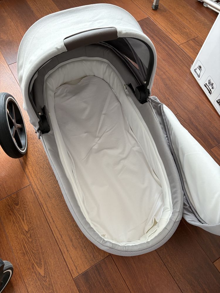 Бебешка количка Cybex Gold Balios S