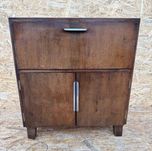 Comoda Vintage din lemn masiv cu pick-up si spatii pentru vinil