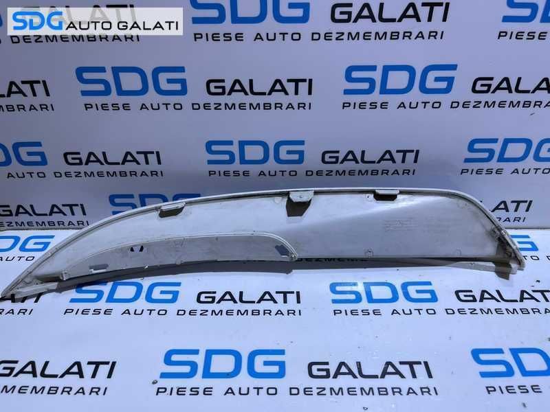 Bandou Ornament Grila Inferioara Dreapta Far Spoiler Bara Fata Ford Kuga 2008 - 2013 Cod 8V41-15A281-A V4115A281A