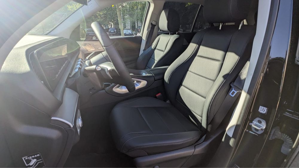 Rent a car Bucuresti Mercedes GLE 450 benzina - inchirieri masini