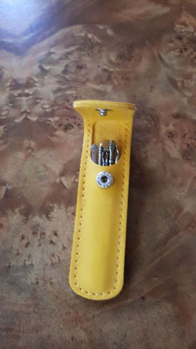 Устройство чистить уши