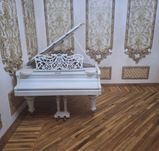 Продается рояль слоновья кость