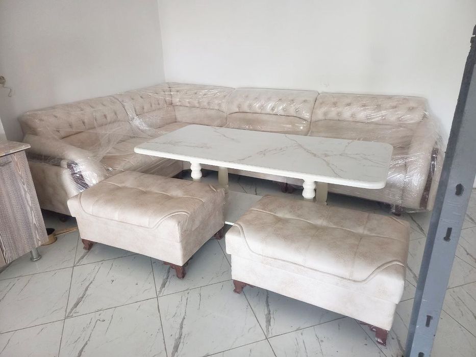 Мягкая мебель для гостиной