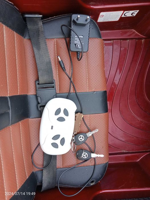 Mașinuță electrică