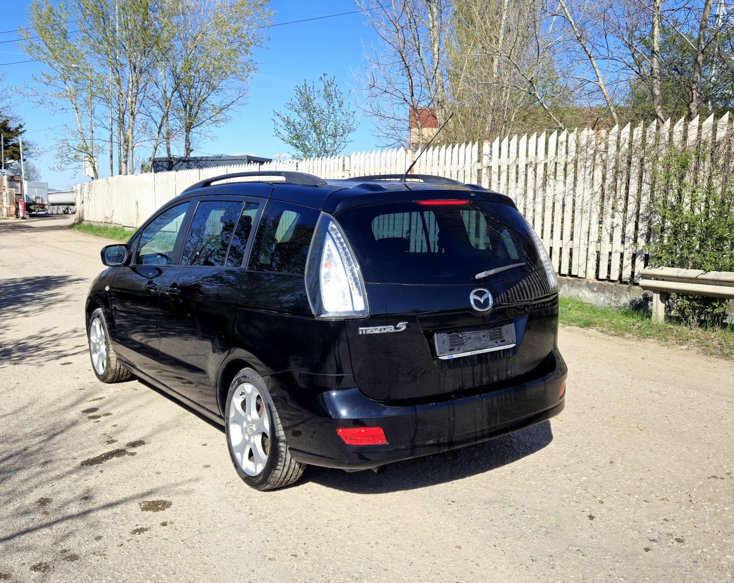 Мазда 5   2010 facelift
