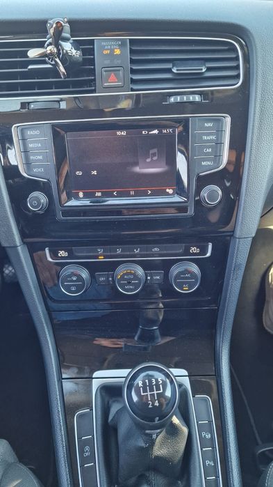 Volkswagen Golf Vll