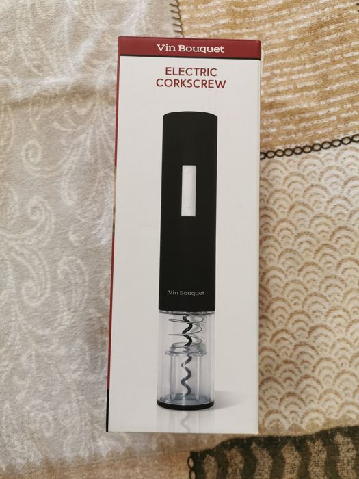 ЧИСТО НОВ електрически тирбушон Vin Bouquet