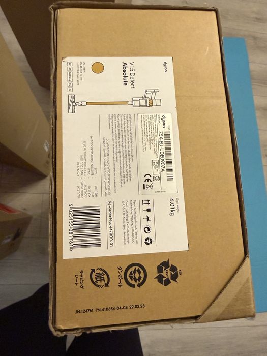 vand aspirator dyson v 15