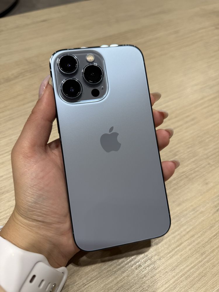 Продавам iPhone 13 Pro!!!