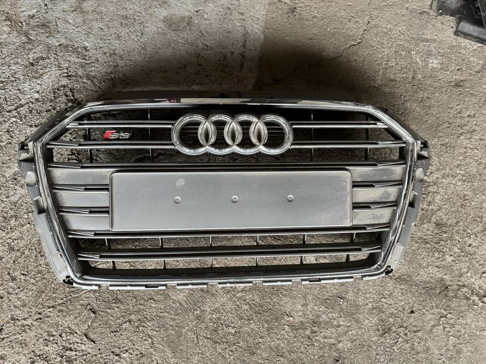 Маска Audi S3