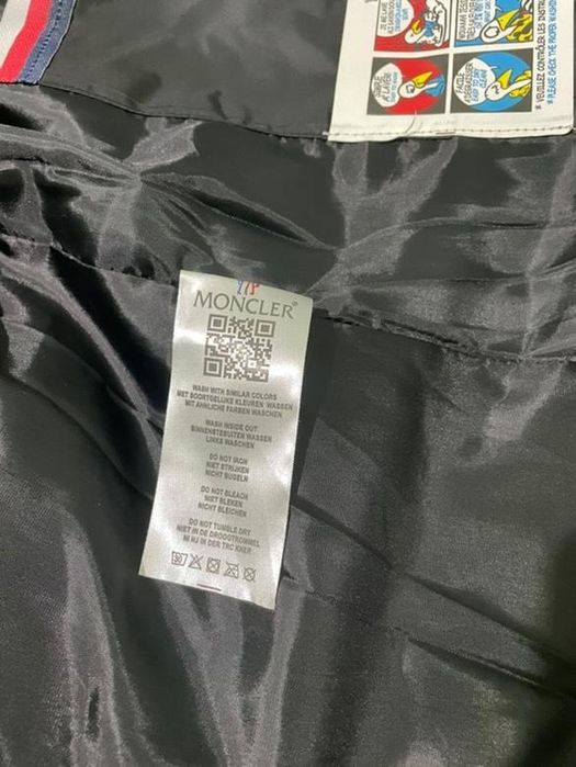 Vand geaca Moncler