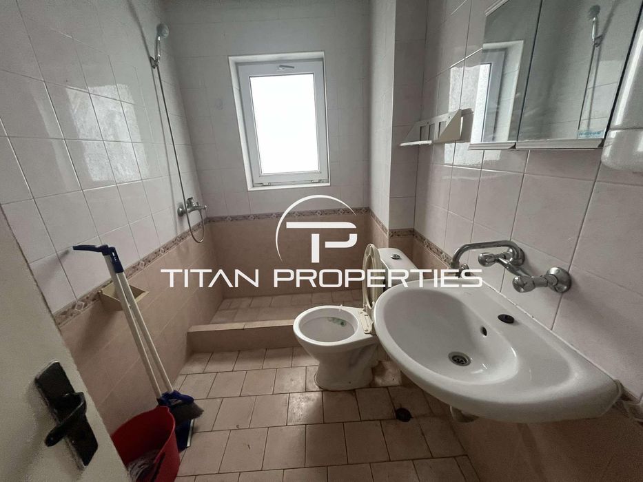 Дава се под наем Двустаен апартамент в Варна, Център - 60 кв.м за 325 € - Снимка #5