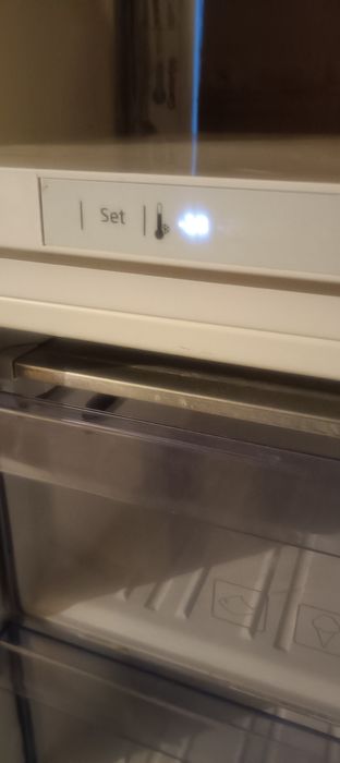 Congelator BEKO cu 6 sertare