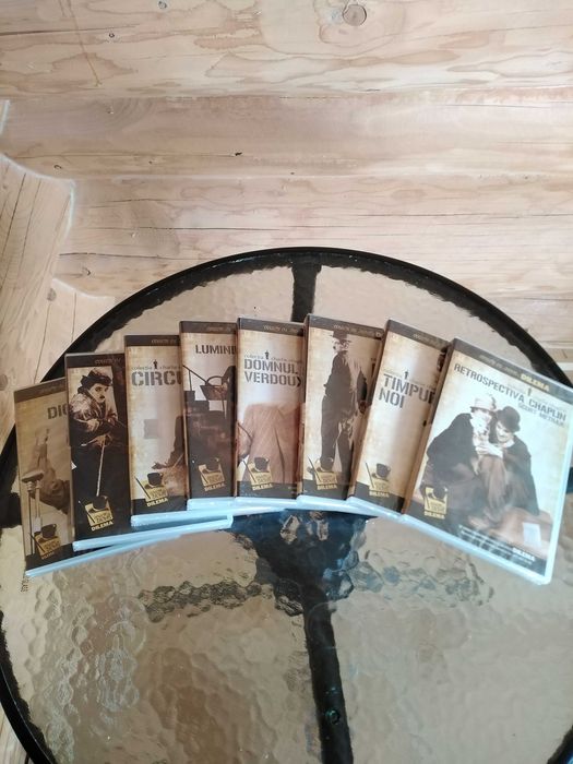 DVD Reducere 11%  -  150 DVD colecție unică filme+CADOU un DVD playe