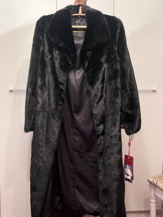 Продам норковую шубу