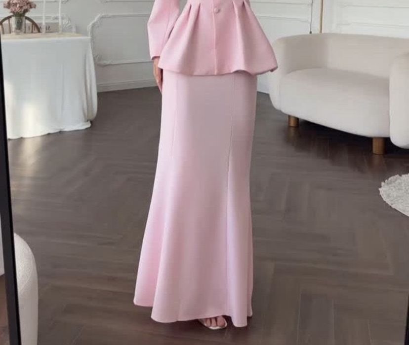 Юбка розовая длинная