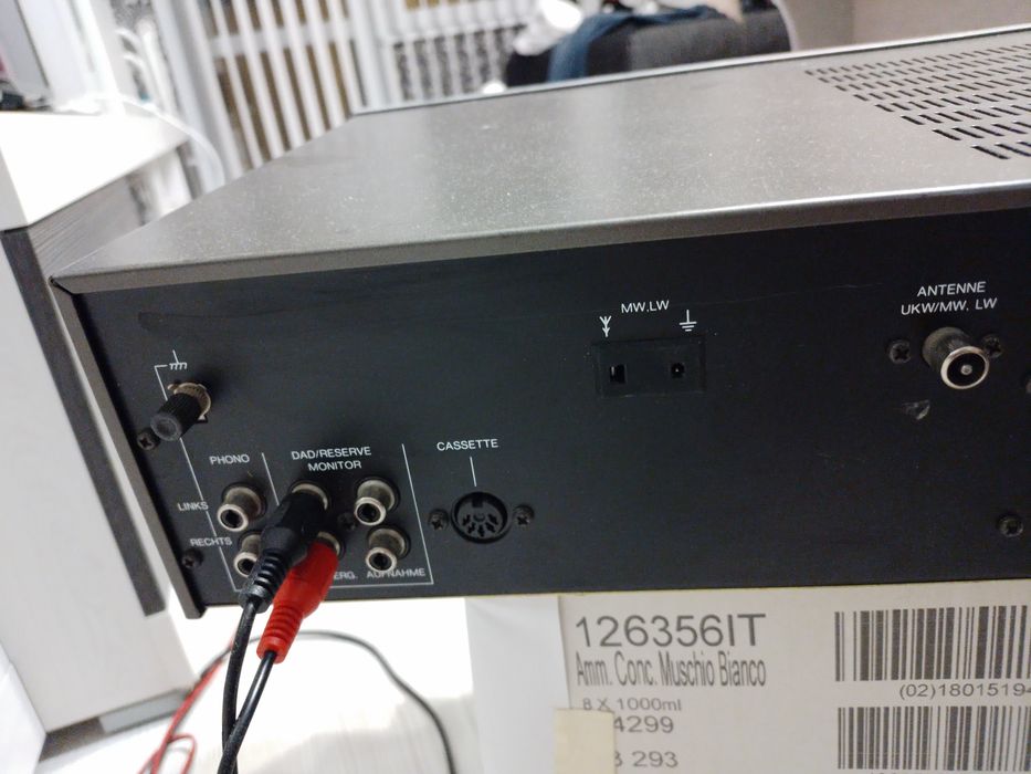 Усилвател Telefunken HR800