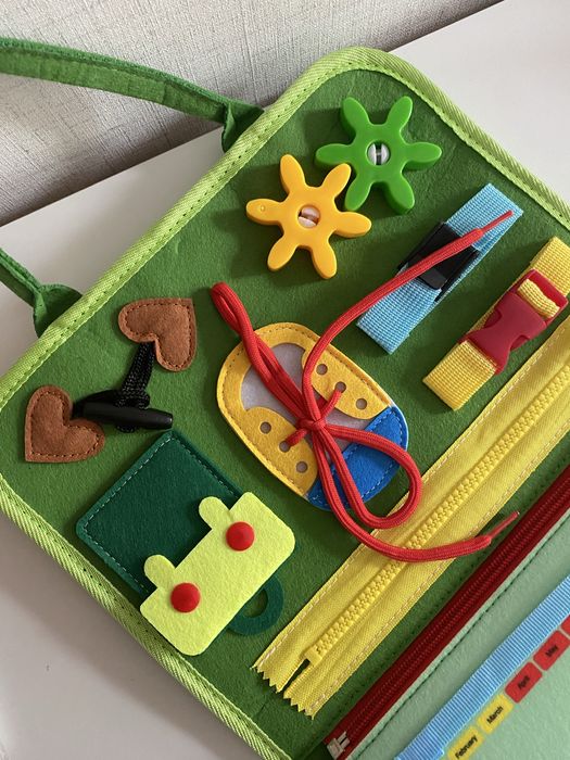 Образователна книжка - чанта