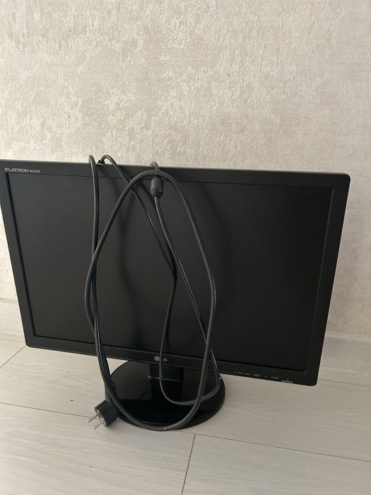 Монитор LG Flatron