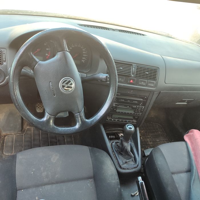 Volkswagen Golf 4