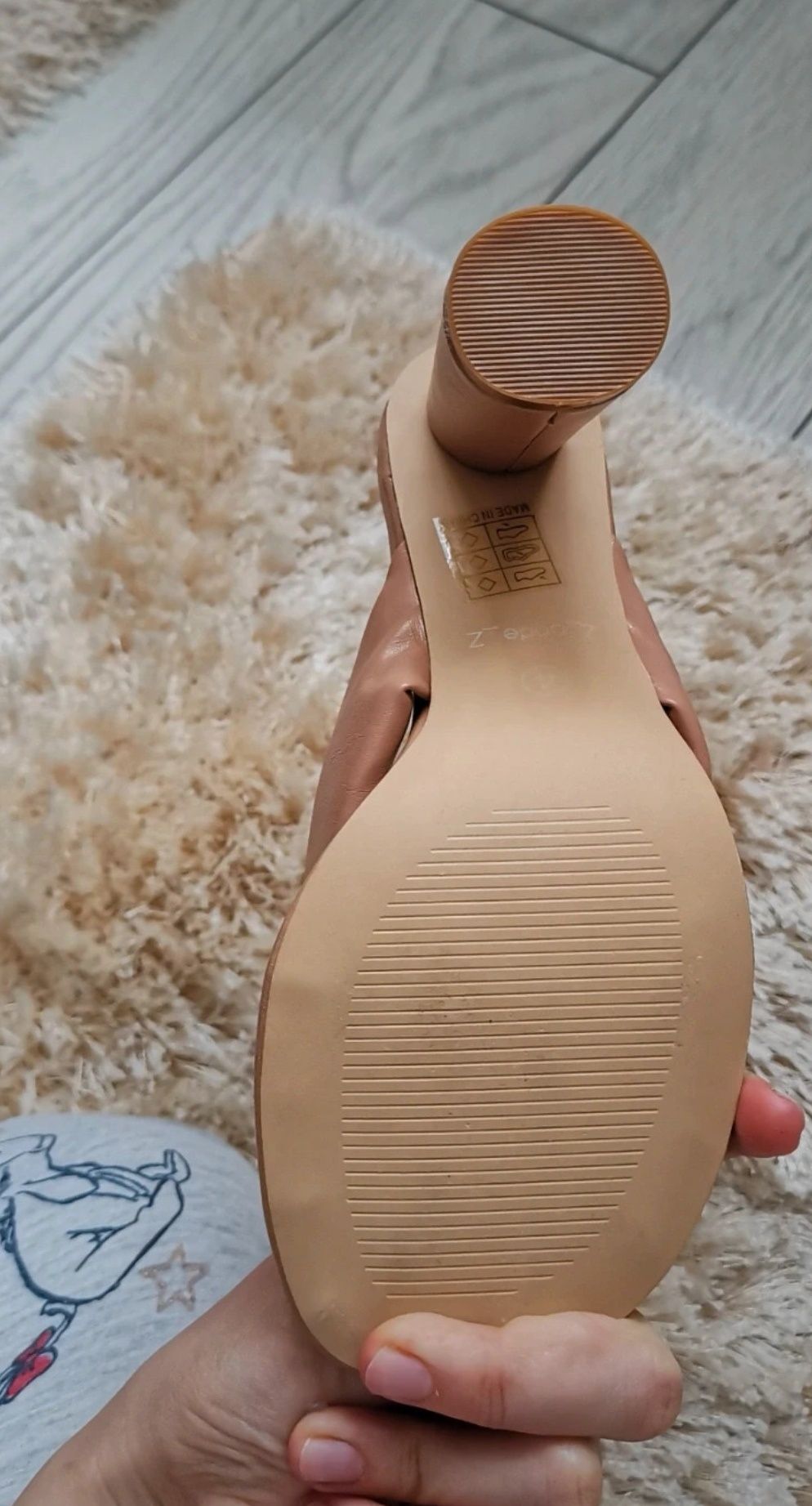 Sandale piele nude