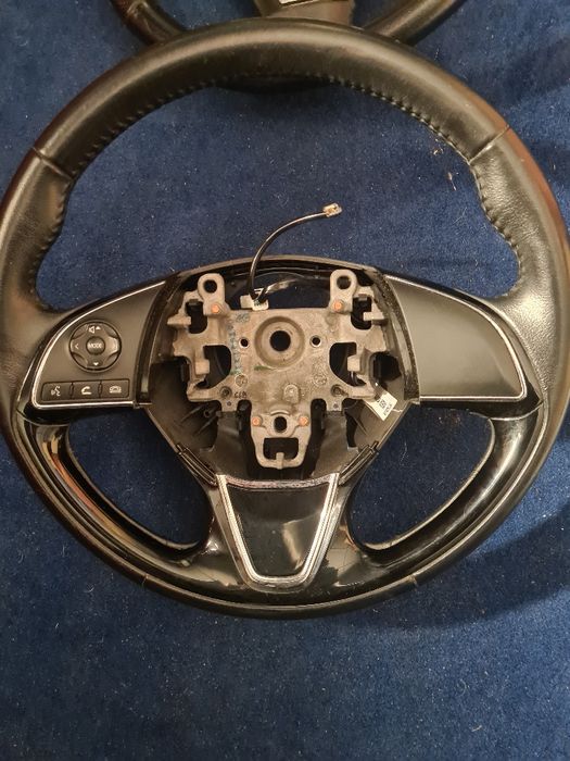 Volan piele cu comenzi Mitsubishi space star 2018,Mazda 5