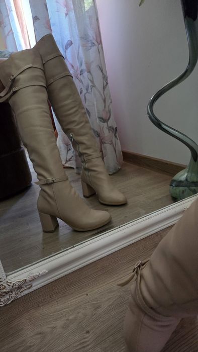 Cizme peste genunchi din piele naturala nude