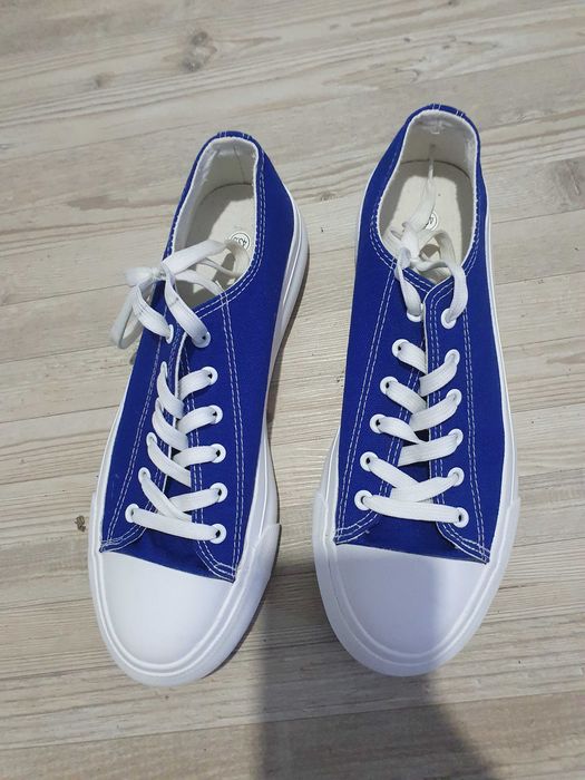 Tenisi tip Converse