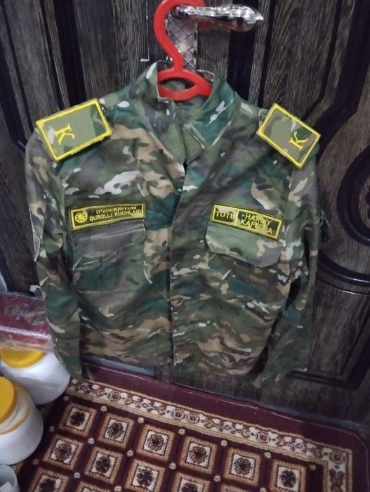 Сотилади военная форма размер L