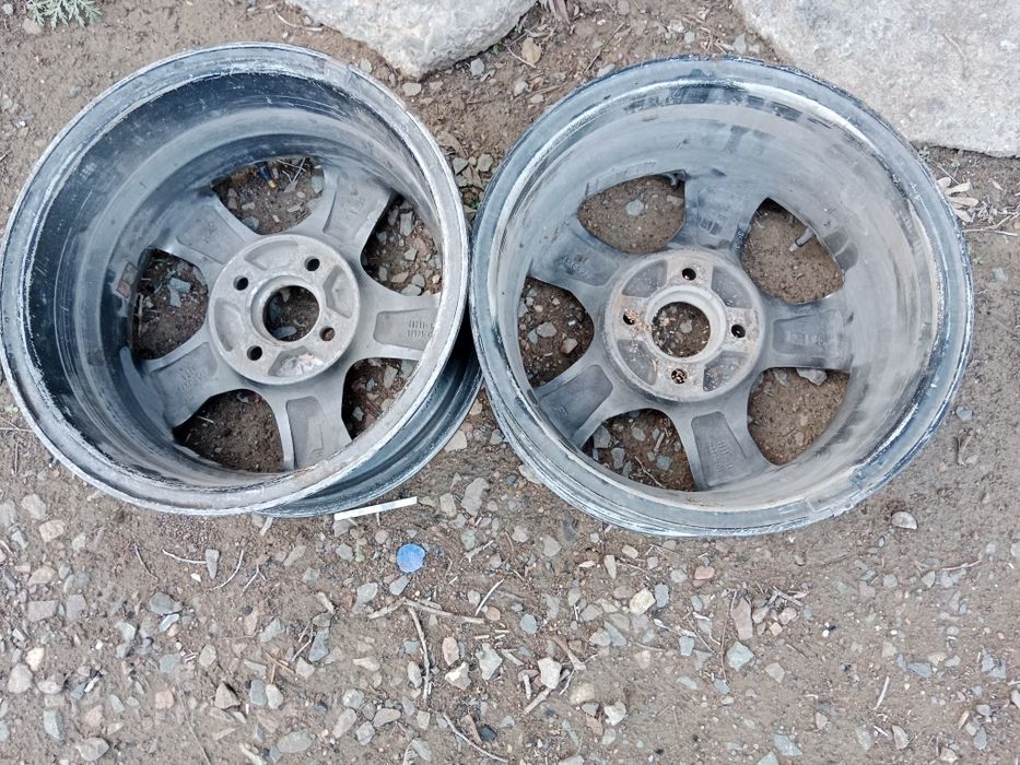 На гольф 3 титанка  дикси 14 пару штук
