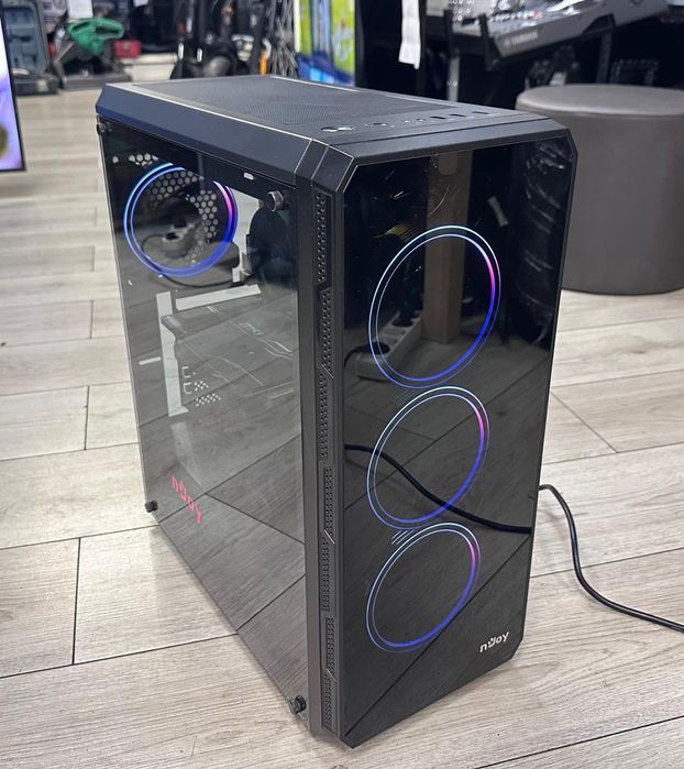 Amanet F28: Unitate PC AMD RYZEN 5  SSD