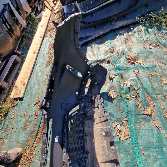 Land Rover Discovery Sport 2019 предна броня