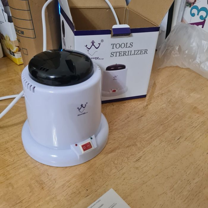 Стерилизатор для маникюрных инструментов