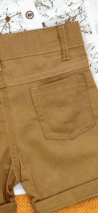 Set PICOSSA compus din pantaloni scurti si camasa