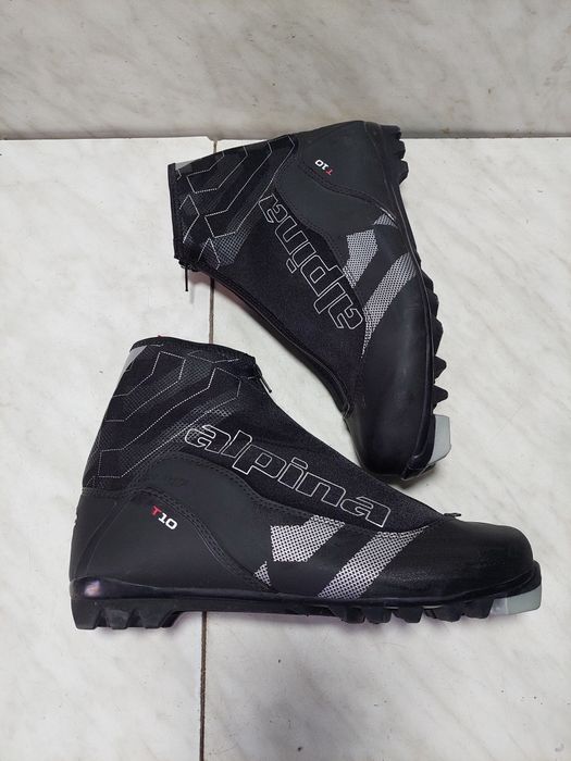 Clapari ghete 19 ski schi fond Alpina T 10 marimea 45 NNN  impecabile