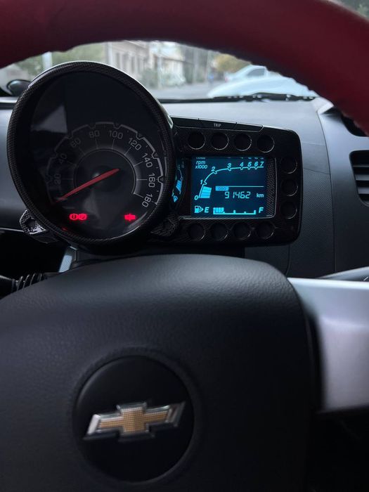 Spark moshina sotiladi