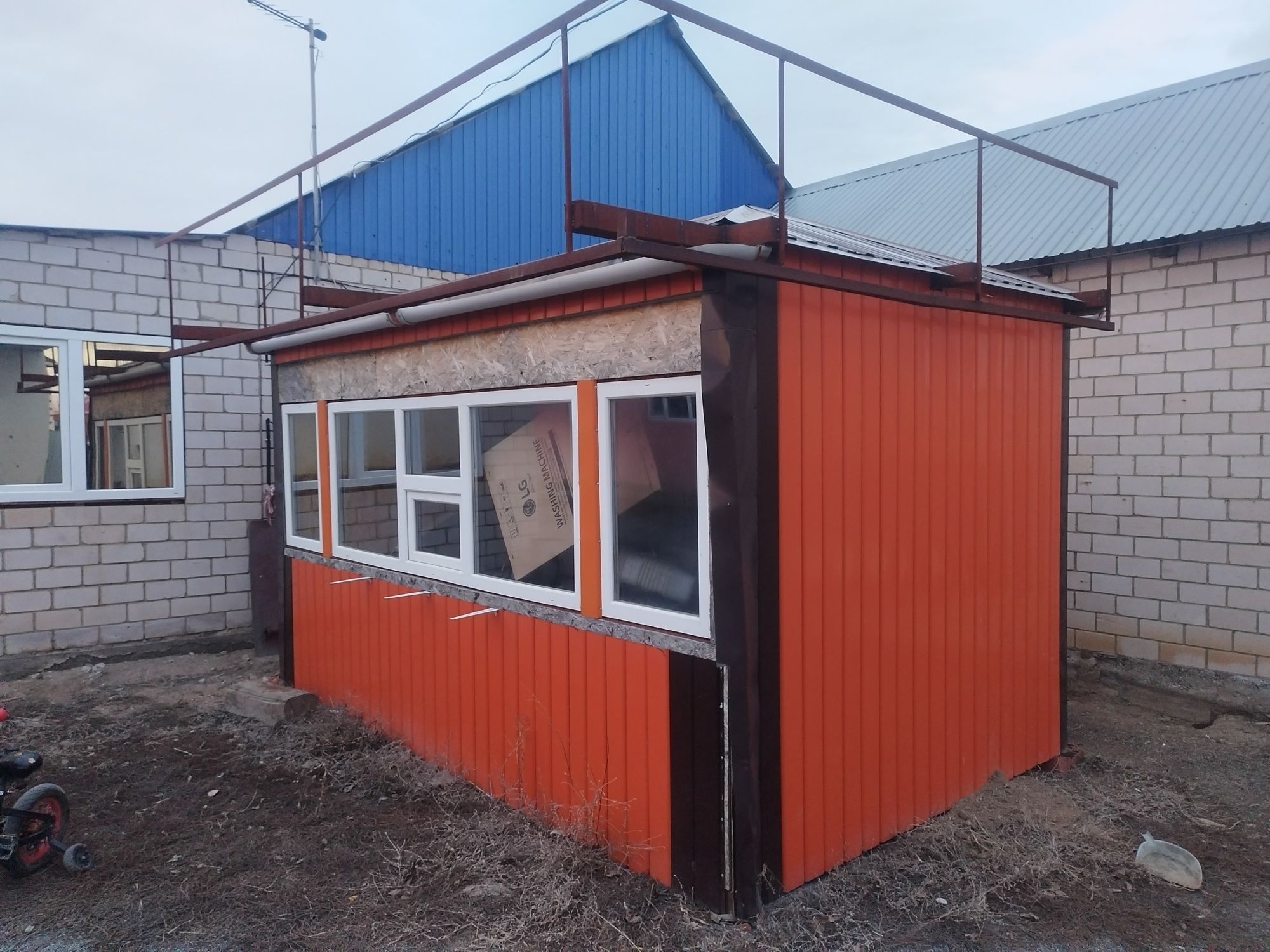 Продам павильон, будку 4х2,5