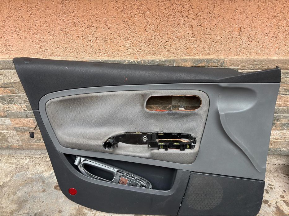 Шофьорска кора за сеат ибиза / кордоба 2004 година