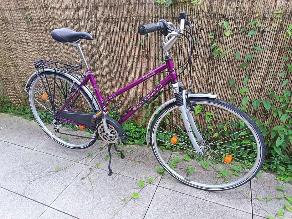 Bicicletă de oraș roți 28 suspensie față 21 viteze Shimano STX