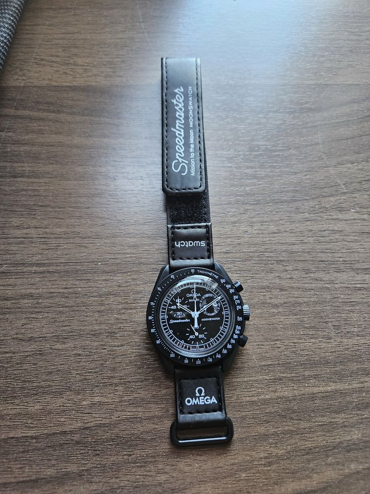 OMEGA x Swatch Speedmaster MoonSwatch 1965 Edition.