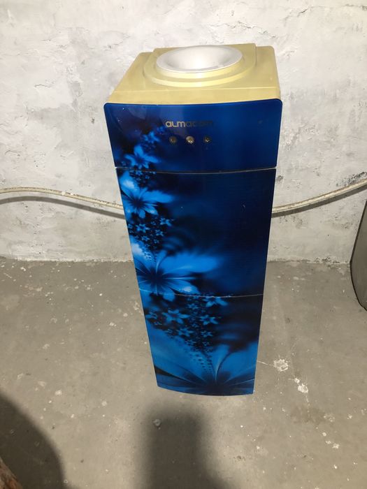 Продам Кулер с холодильником