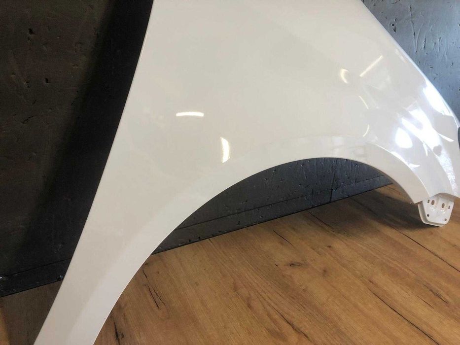 Aripa Fata Dreapta VW Touran 2007-2010 (LB9A (Alb))
