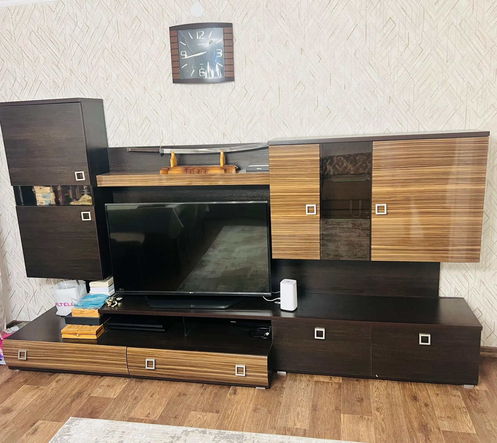 Продам модульную стенку