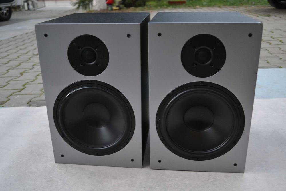 Boxe Nubert model Nubox 381