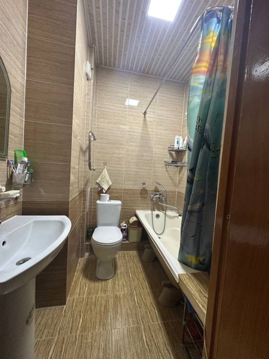 Феруза эко базар срочно продается квартира 3/4/5 Банковский дом кирпич