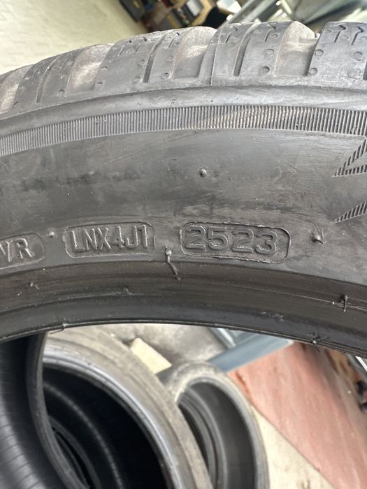 245/45/19 Бридстоун 4бр